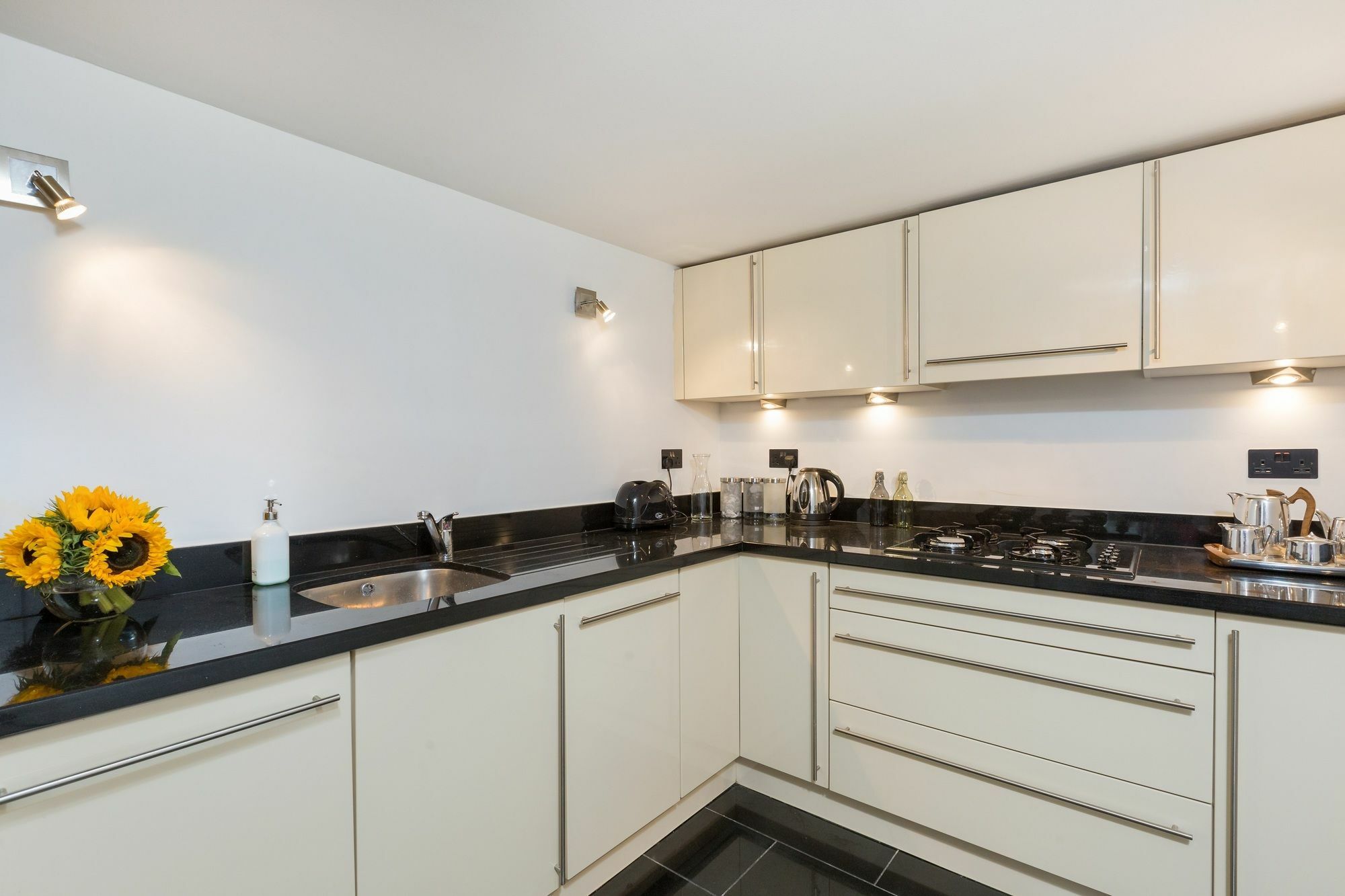Dundas Apartment เอดินบะระ ภายนอก รูปภาพ